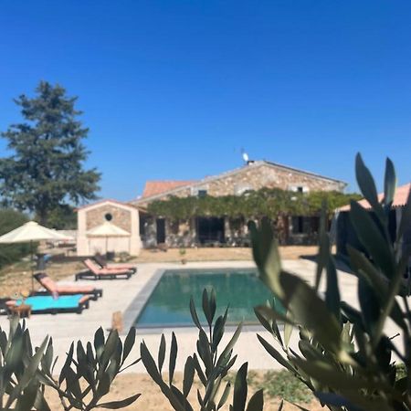 Les Mazets Du Pas Hotel Gréoux-les-Bains Kültér fotó