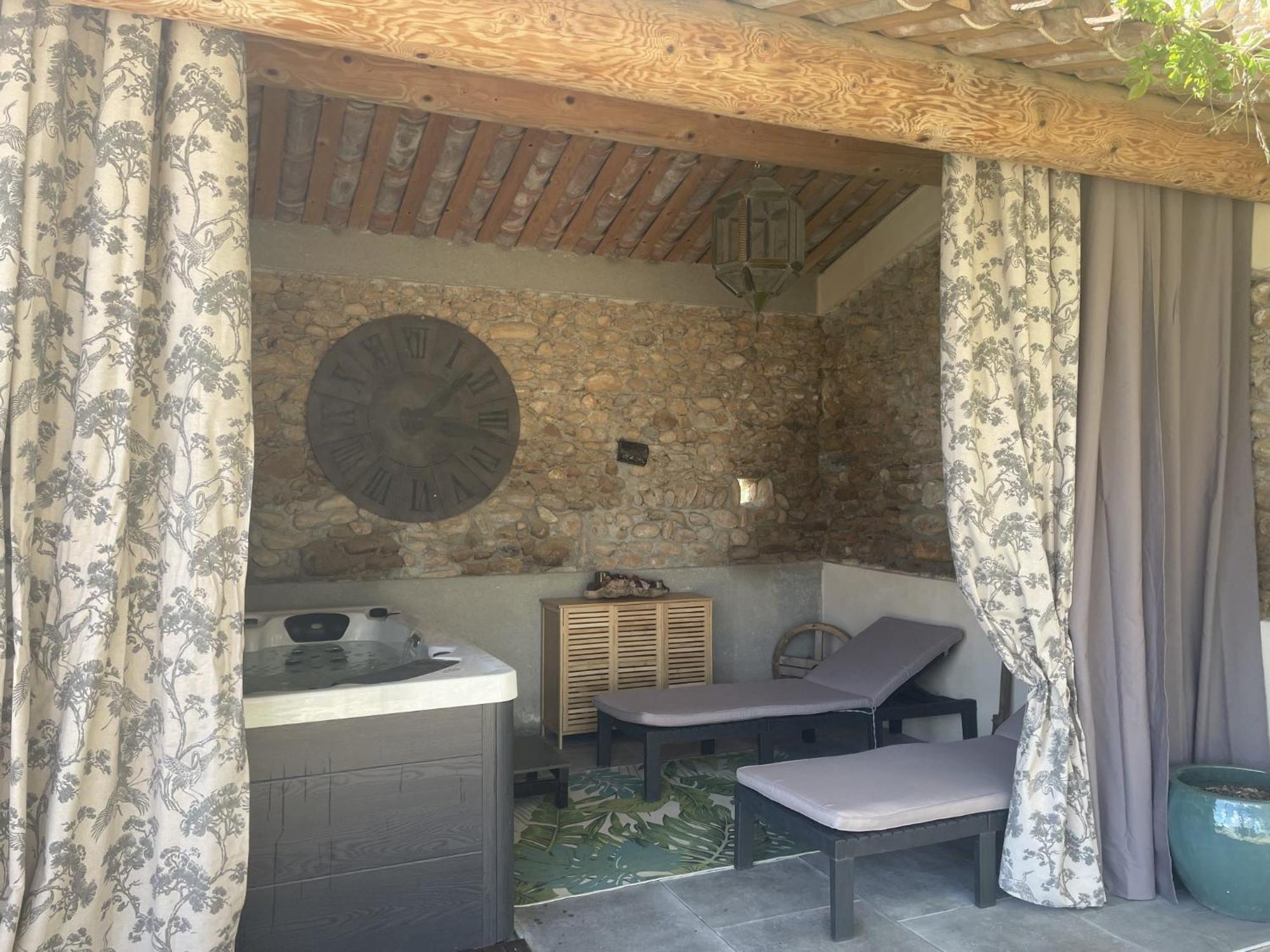 Les Mazets Du Pas Hotel Gréoux-les-Bains Kültér fotó